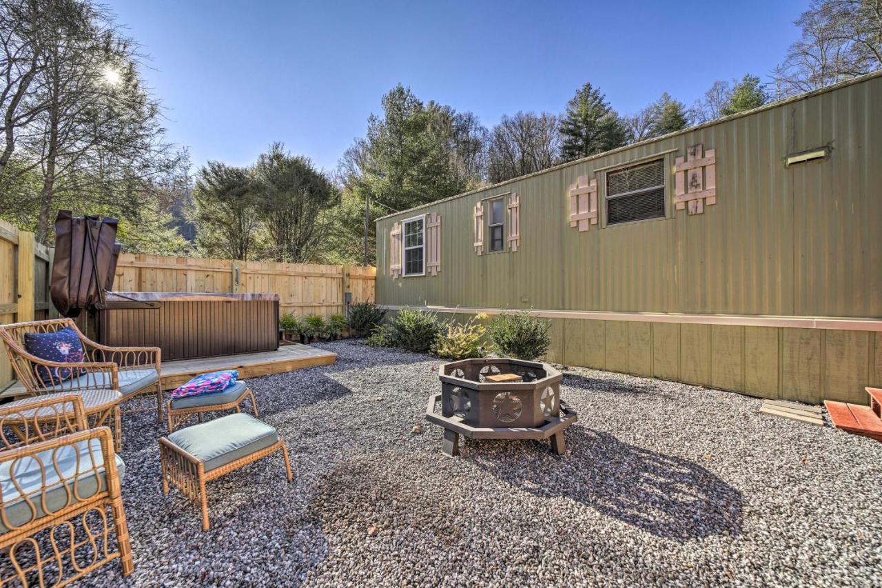 Smoky Mountain Vacation Rental With Hot Tub And Kayaks Whittier Exterior foto