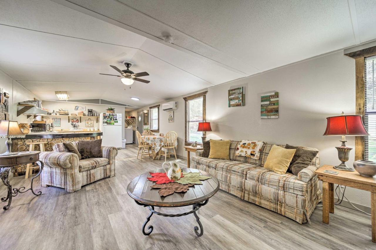 Smoky Mountain Vacation Rental With Hot Tub And Kayaks Whittier Exterior foto